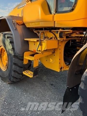 Volvo L90H Naudoti ratiniai krautuvai