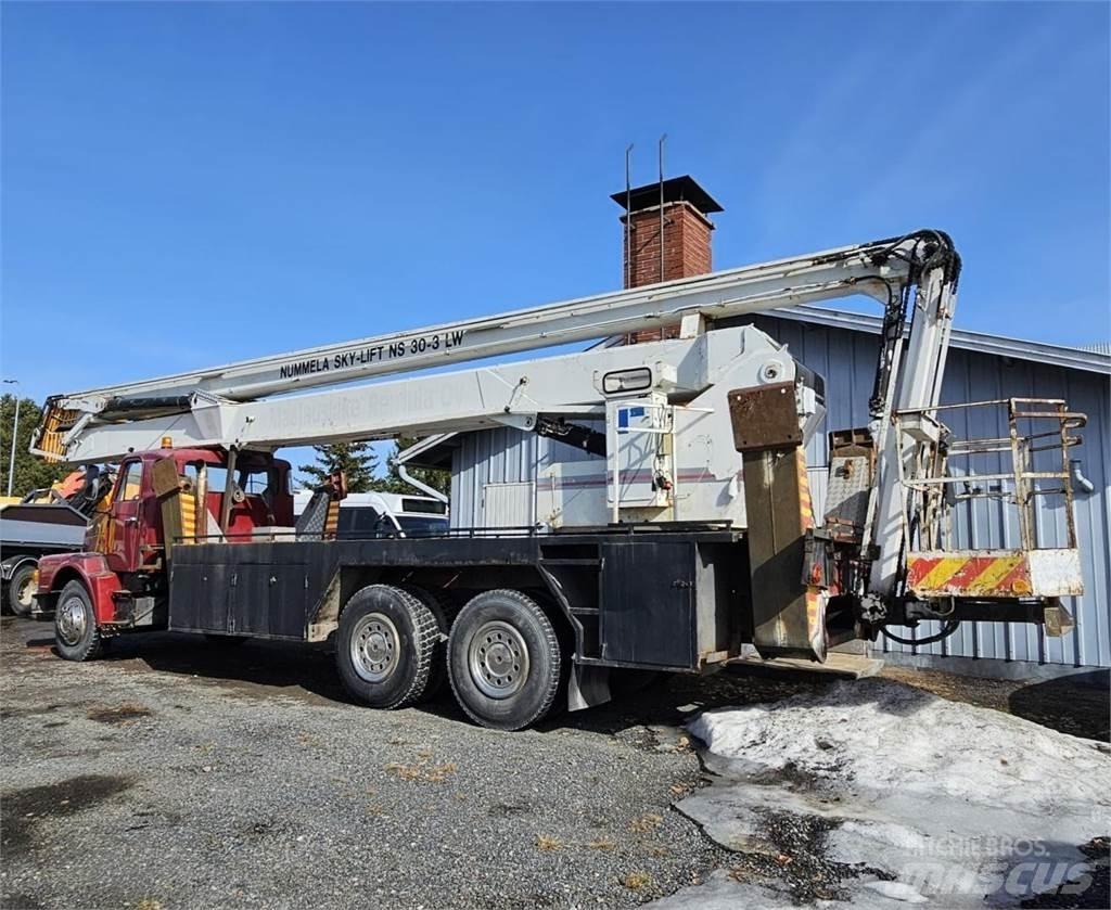 Volvo N7 6x2 Automobiliniai kranai