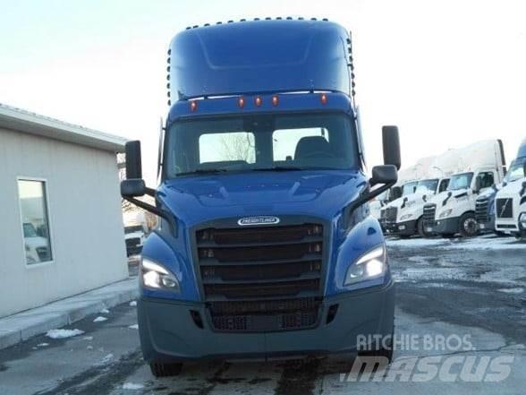 Freightliner CASCADIA 116 Naudoti vilkikai