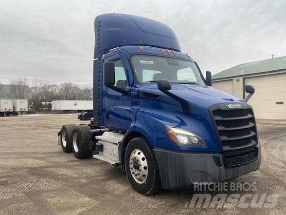 Freightliner CASCADIA 116 Naudoti vilkikai
