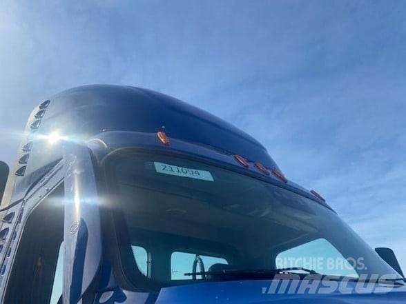Freightliner CASCADIA 116 Naudoti vilkikai