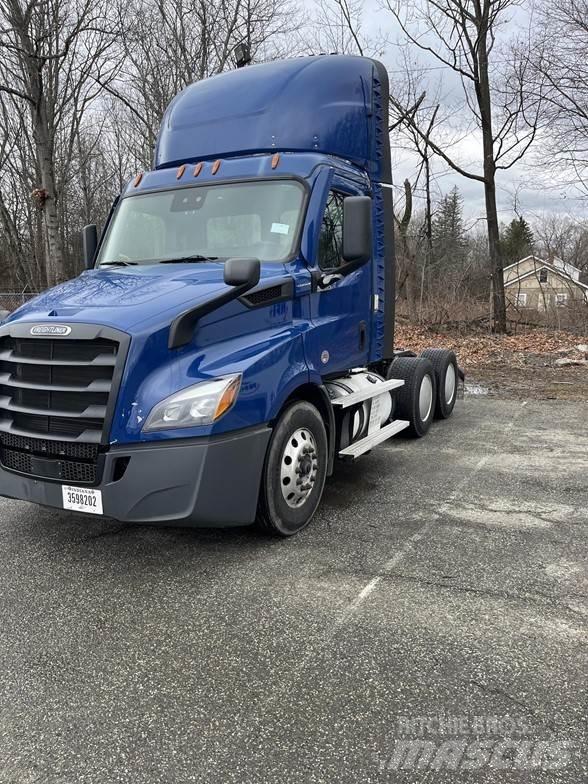 Freightliner CASCADIA 116 Naudoti vilkikai