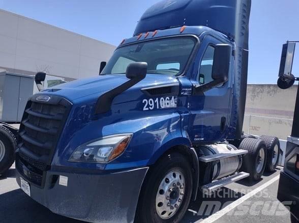 Freightliner CASCADIA 116 Naudoti vilkikai