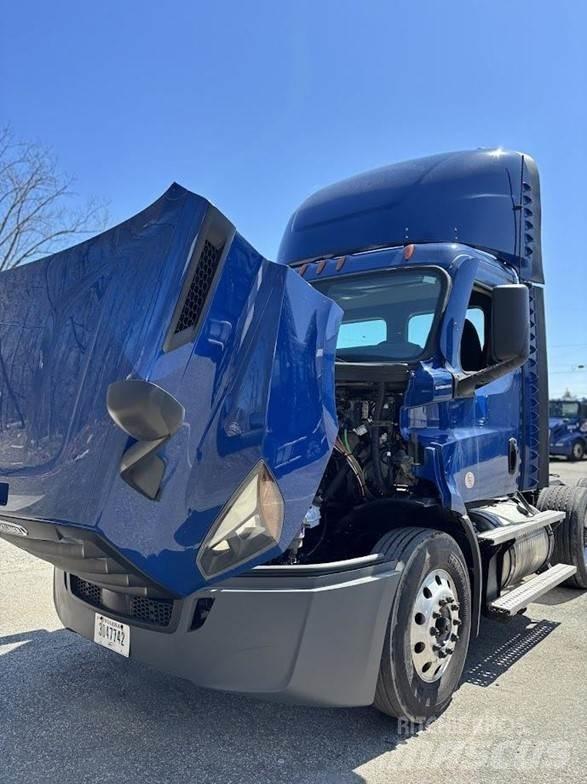 Freightliner CASCADIA 116 Naudoti vilkikai
