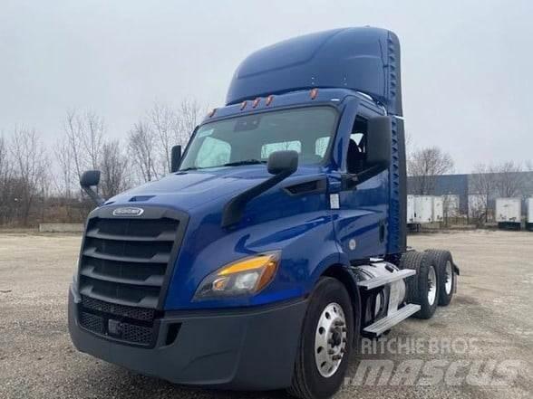Freightliner CASCADIA 116 Naudoti vilkikai