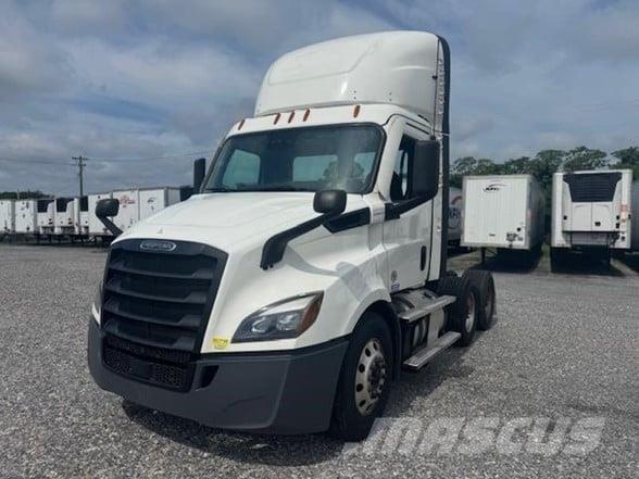Freightliner CASCADIA 116 Naudoti vilkikai
