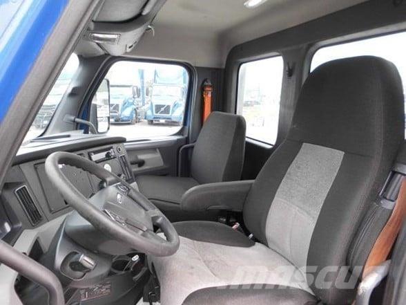 Freightliner CASCADIA 116 Naudoti vilkikai