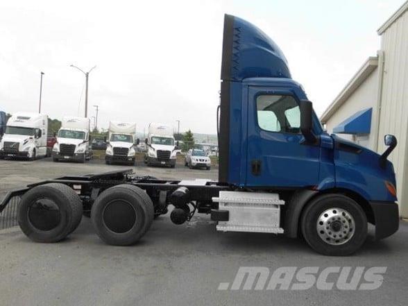 Freightliner CASCADIA 116 Naudoti vilkikai