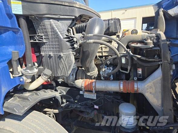 Freightliner CASCADIA 116 Naudoti vilkikai