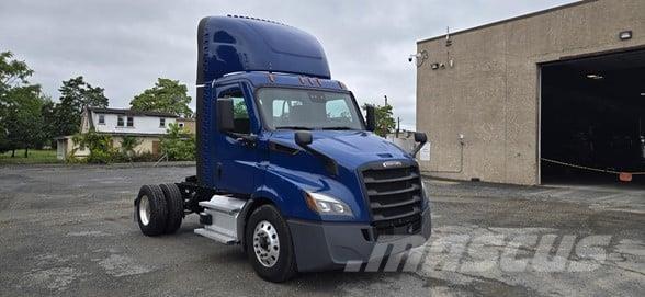 Freightliner CASCADIA 116 Naudoti vilkikai