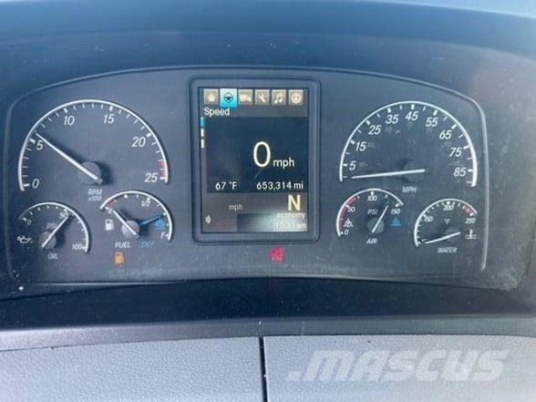 Freightliner CASCADIA 116 Naudoti vilkikai