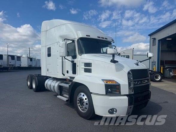 Mack ANTHEM 64T Naudoti vilkikai