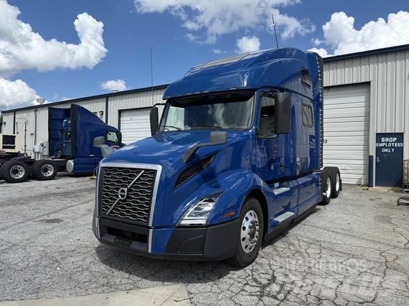 Volvo VNL64T860 Naudoti vilkikai
