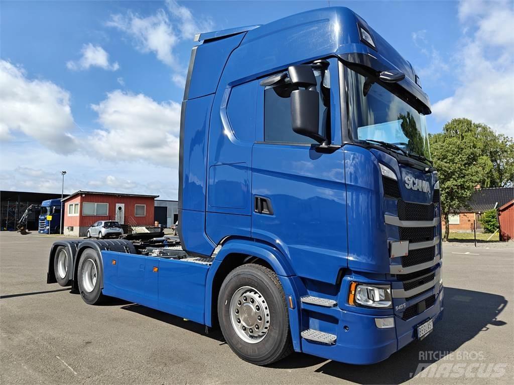 Scania 540S Naudoti vilkikai