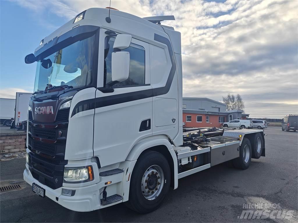 Scania R580 Sunkvežimiai su keliamuoju kabliu