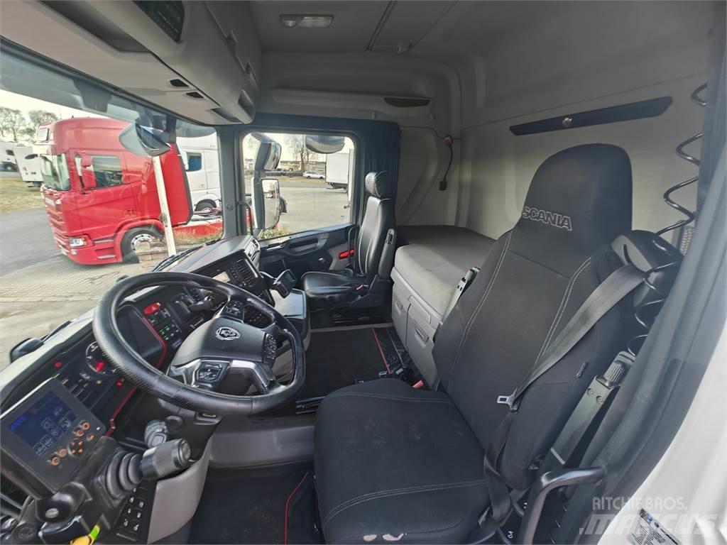 Scania R580 Sunkvežimiai su keliamuoju kabliu