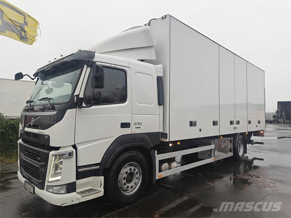 Volvo FM330 Sunkvežimiai su dengtu kėbulu