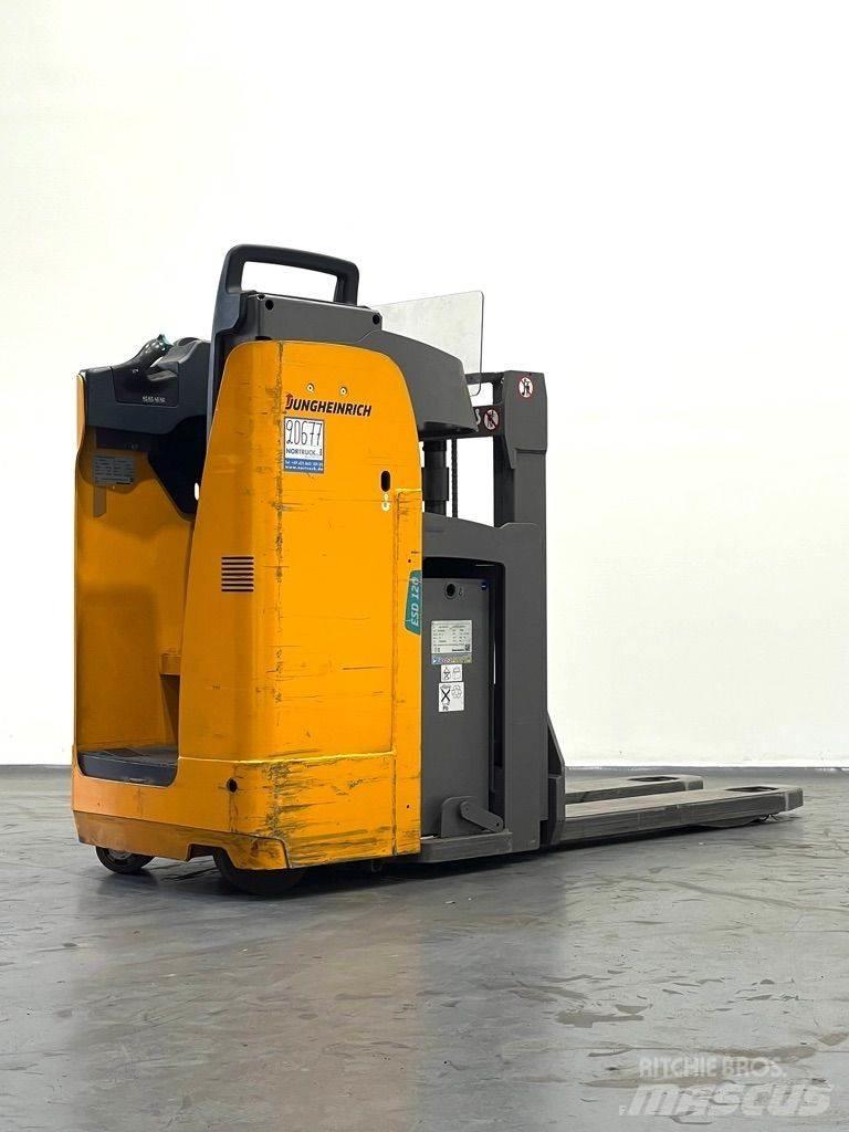 Jungheinrich ESD 120 Rankiniai vėžimėliai