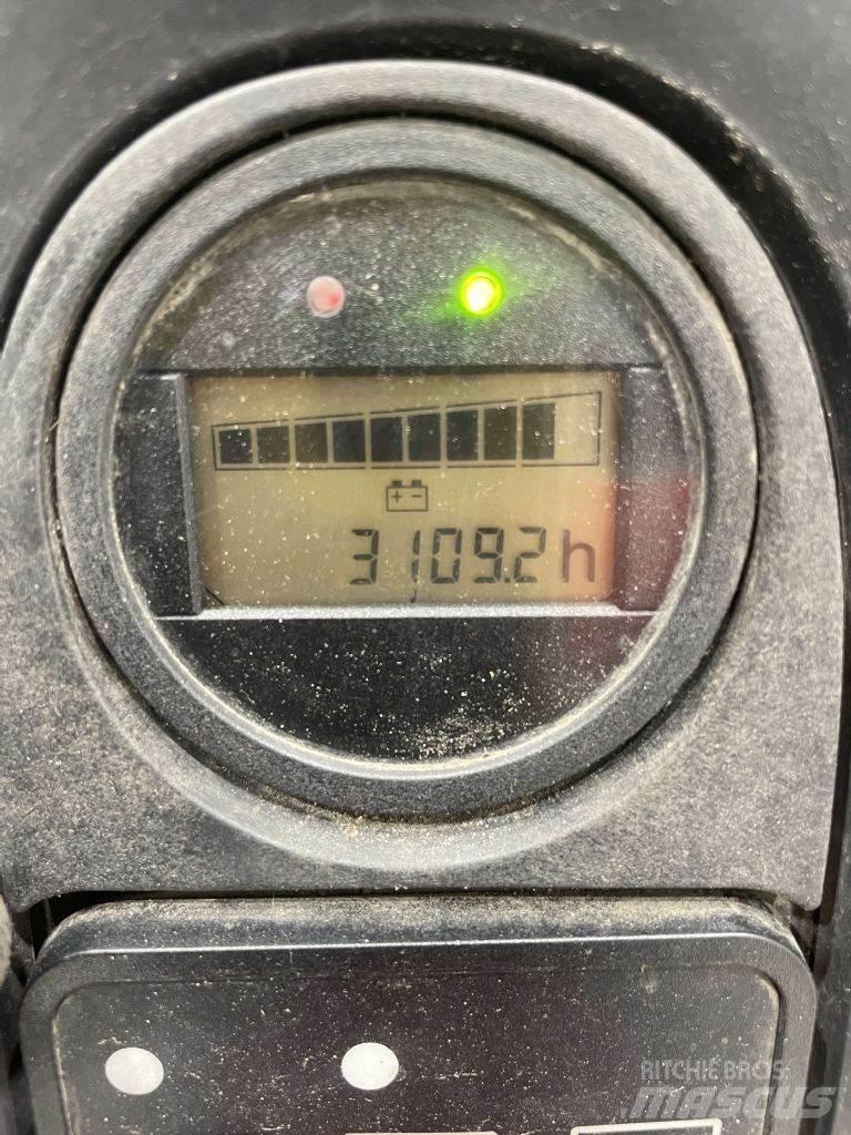 Linde D08-1160 Rankiniai vėžimėliai
