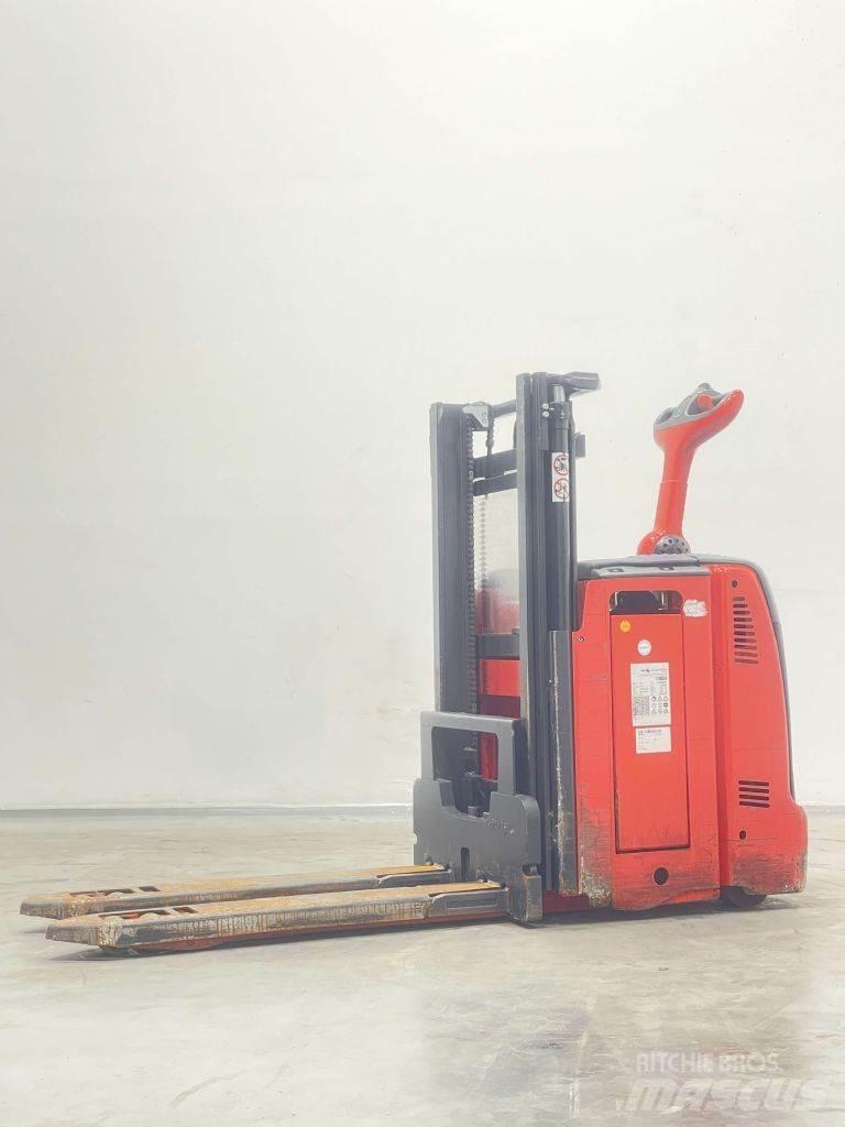 Linde D12-133 Rankiniai vėžimėliai