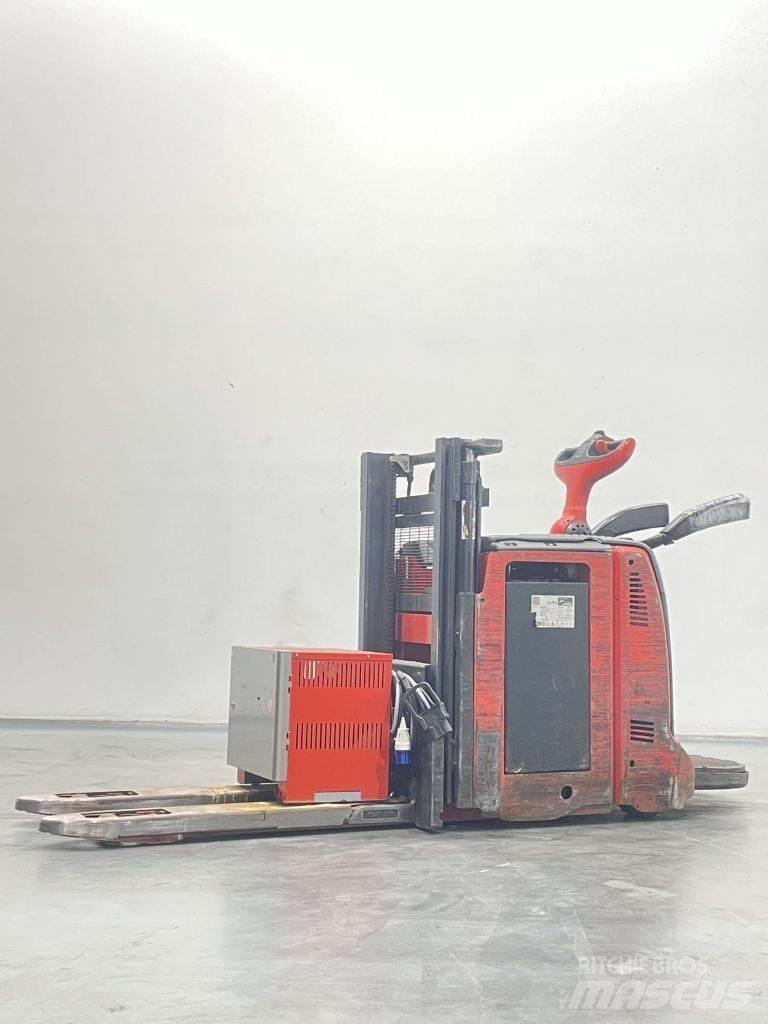 Linde D12AP-133 Rankiniai vėžimėliai