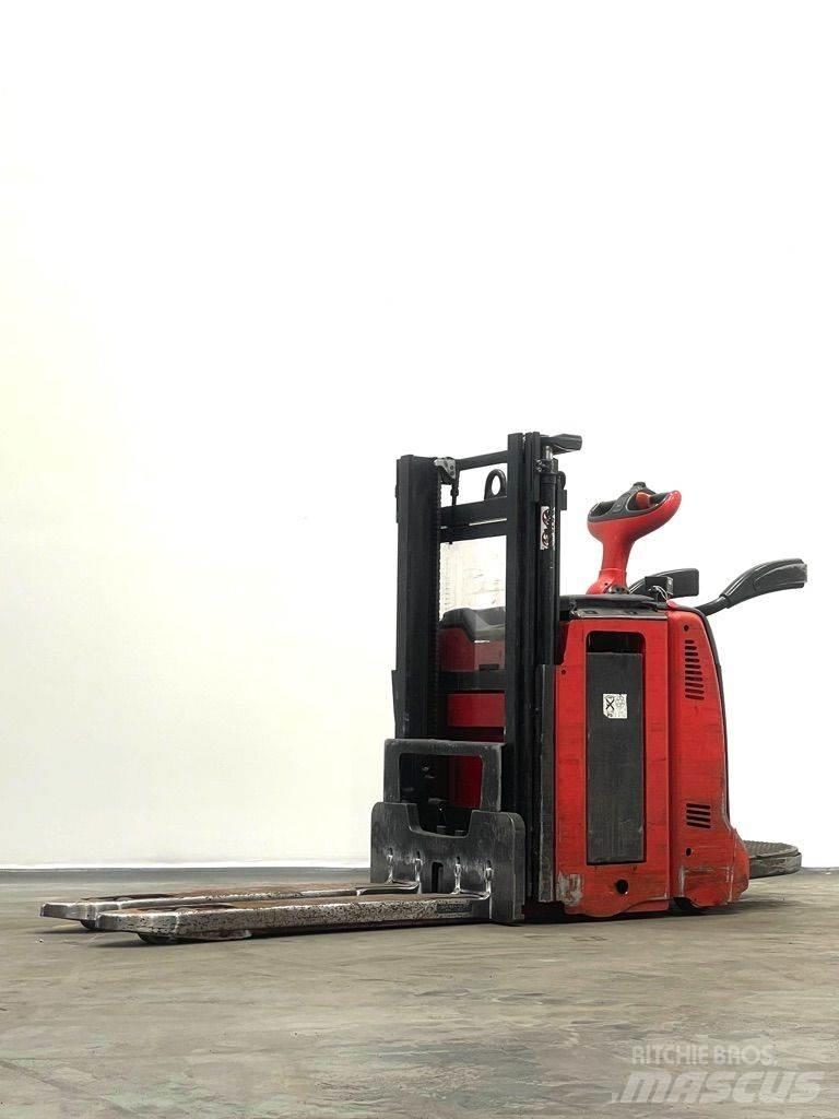 Linde D12HPAP-133 Rankiniai vėžimėliai