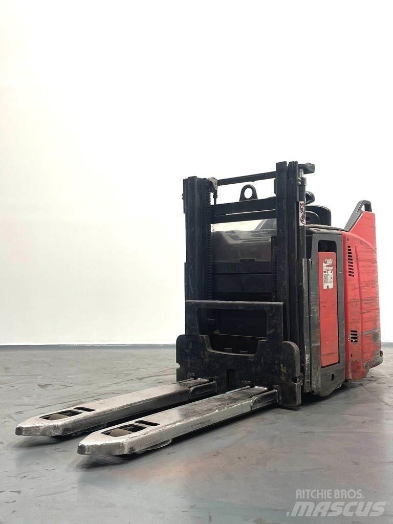 Linde D12HPSP-133 Rankiniai vėžimėliai