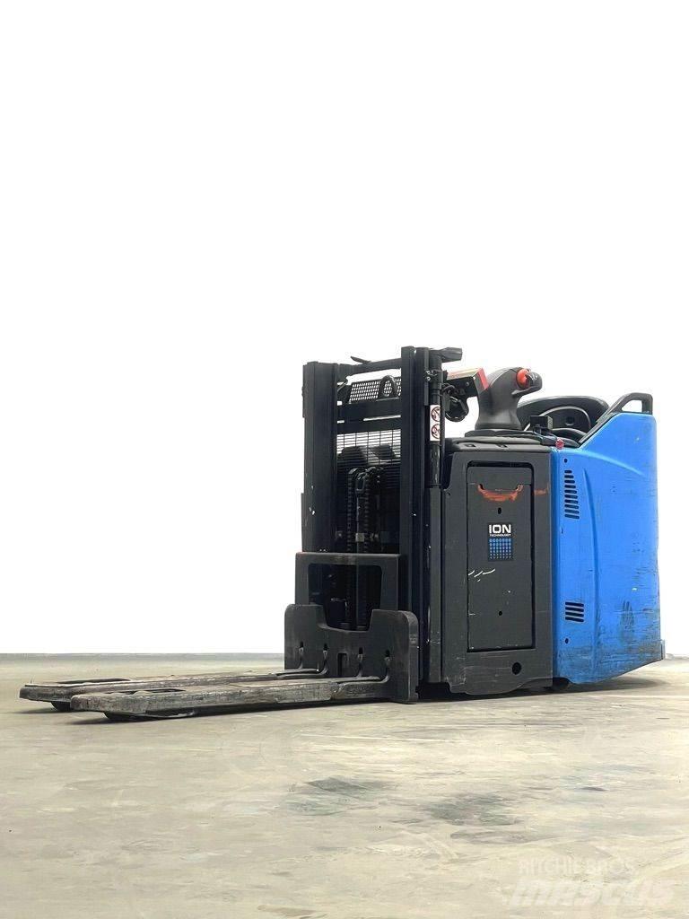 Linde D12HPSP-133 Rankiniai vėžimėliai