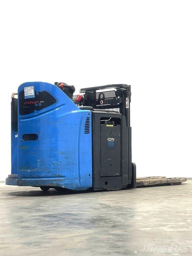 Linde D12HPSP-133 Rankiniai vėžimėliai
