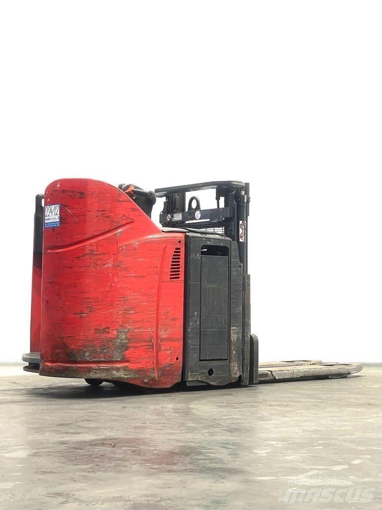 Linde D12HPSP-133 Rankiniai vėžimėliai