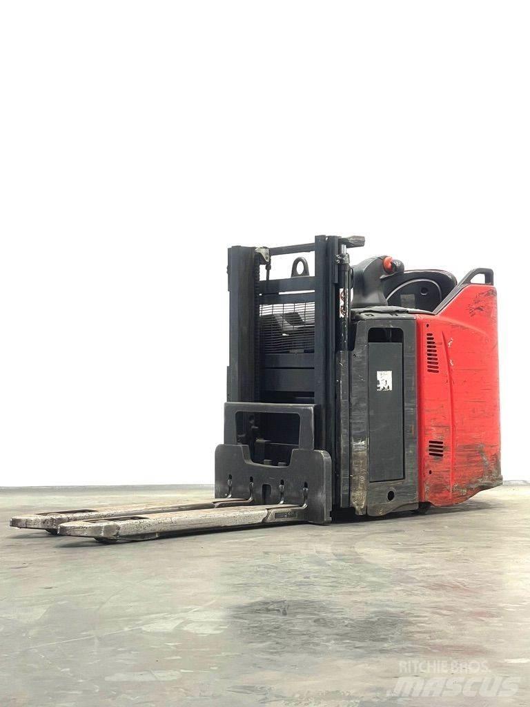Linde D12HPSP-133 Rankiniai vėžimėliai