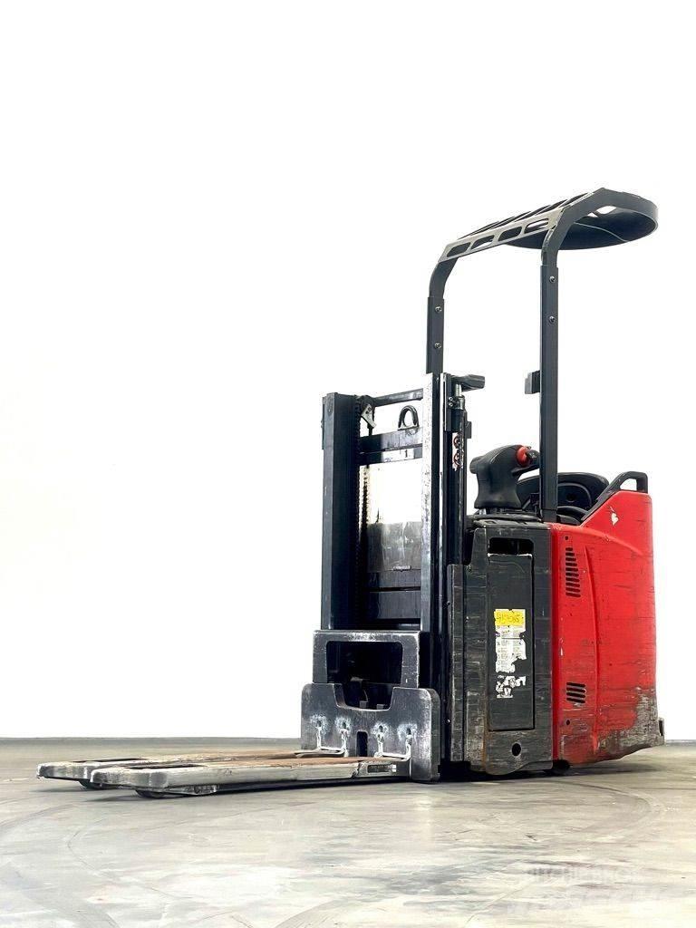 Linde D12HPSP-133 Rankiniai vėžimėliai