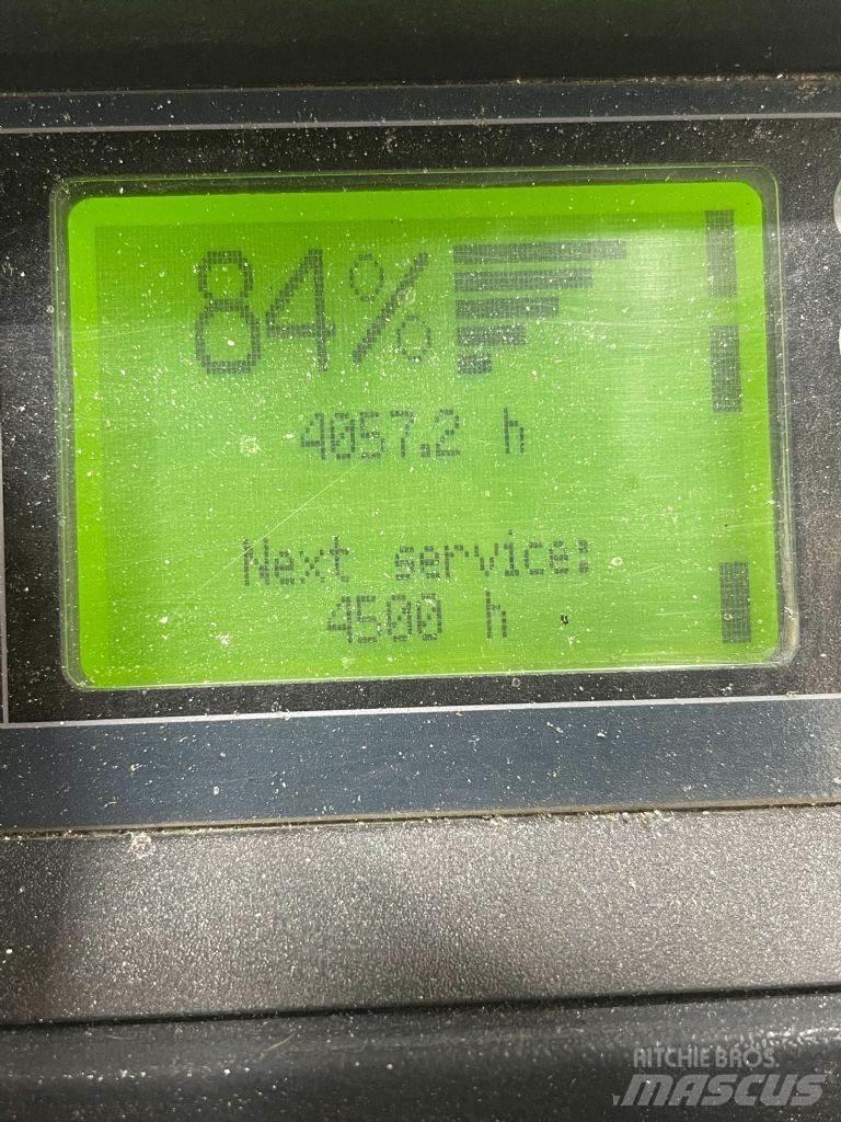 Linde D12HPSP-133 Rankiniai vėžimėliai