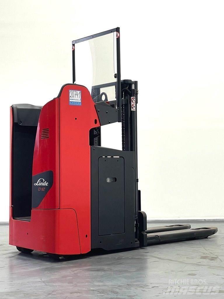 Linde D12SF-1164 Rankiniai vėžimėliai