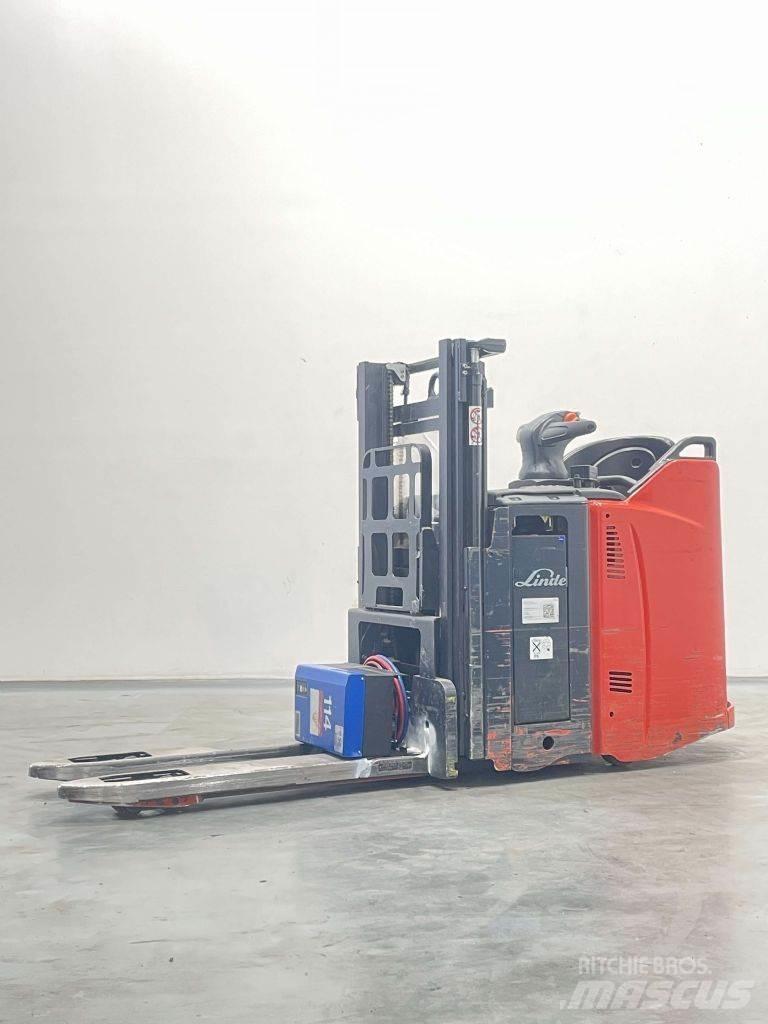 Linde D12SPHP-133 Rankiniai vėžimėliai
