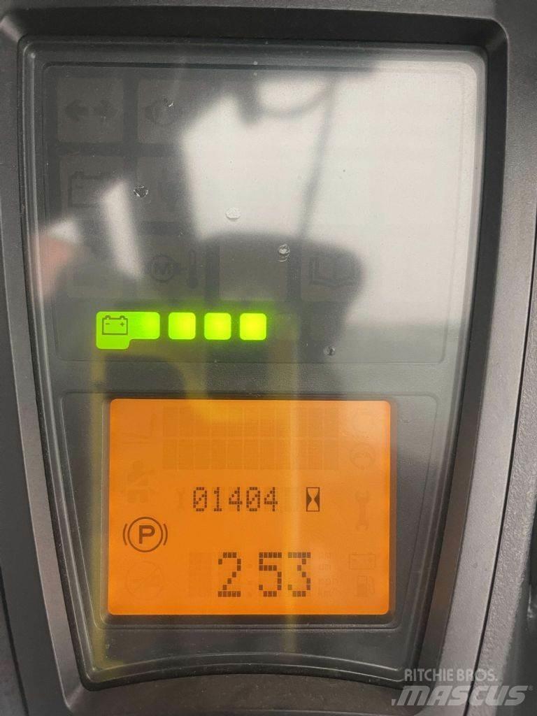 Linde E18-02-386 Elektriniai šakiniai krautuvai