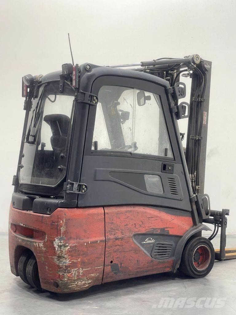 Linde E18-386 Elektriniai šakiniai krautuvai