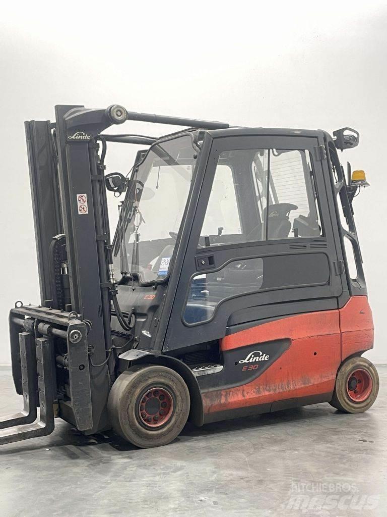 Linde E30L-01-387 Elektriniai šakiniai krautuvai