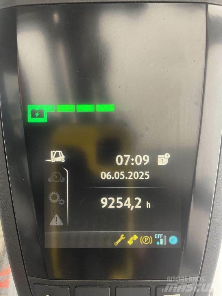Linde E30L-01-387 Elektriniai šakiniai krautuvai
