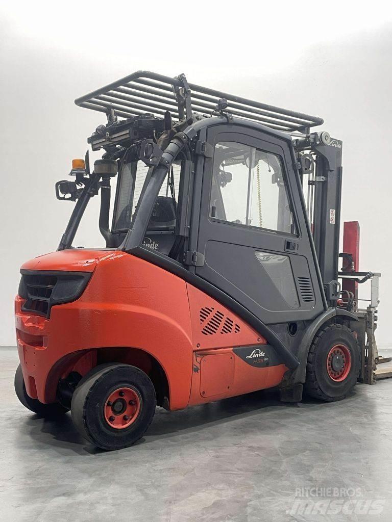 Linde H35D-02-393 Dyzeliniai krautuvai