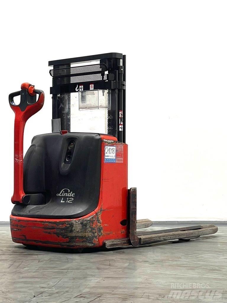 Linde L12-1172 Rankiniai vėžimėliai