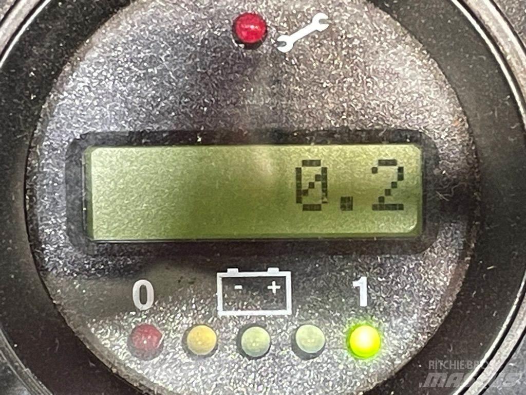 Logitrans Self1002 Rankiniai vėžimėliai