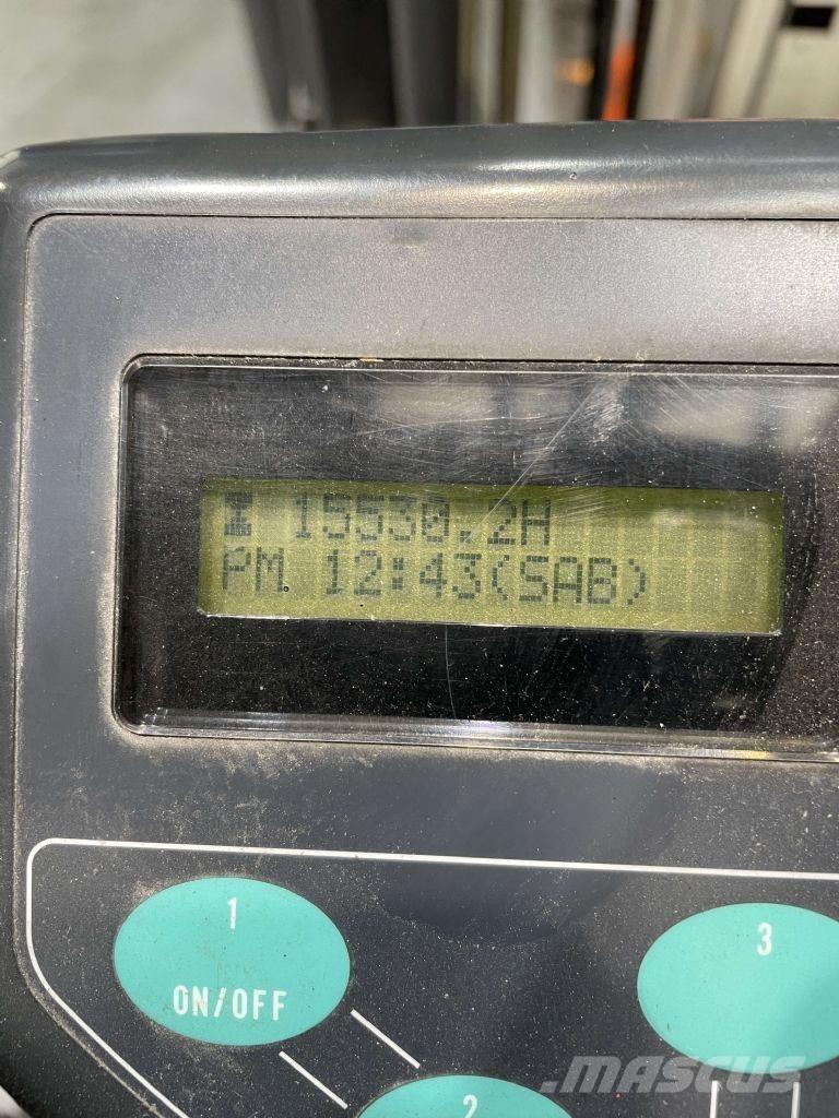 Nissan GQ02L30CU Elektriniai šakiniai krautuvai