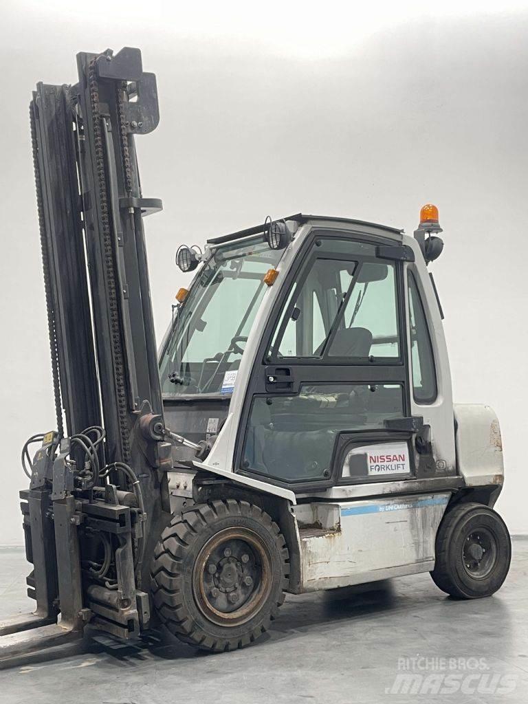 Nissan YG1D2A300 Dyzeliniai krautuvai