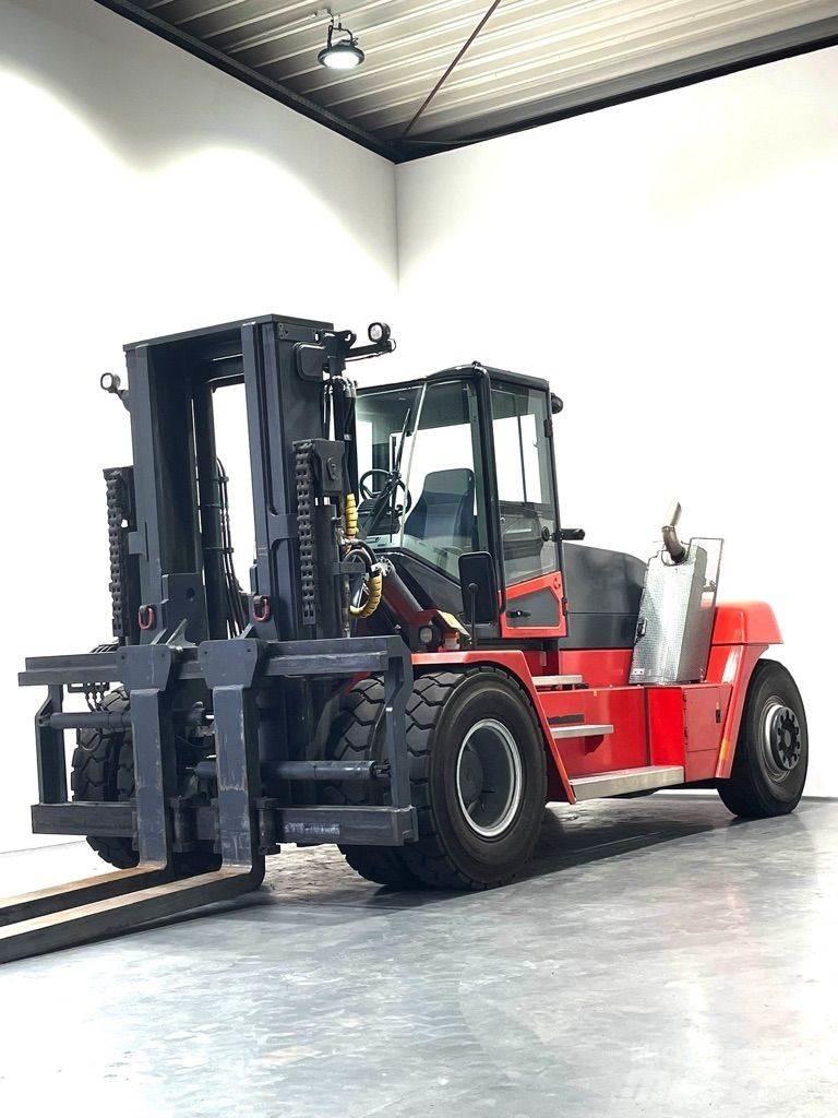 SMV 16-1200C Dyzeliniai krautuvai