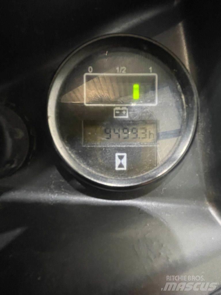 Still EXU16 AC Mažų aukščių keltuvai