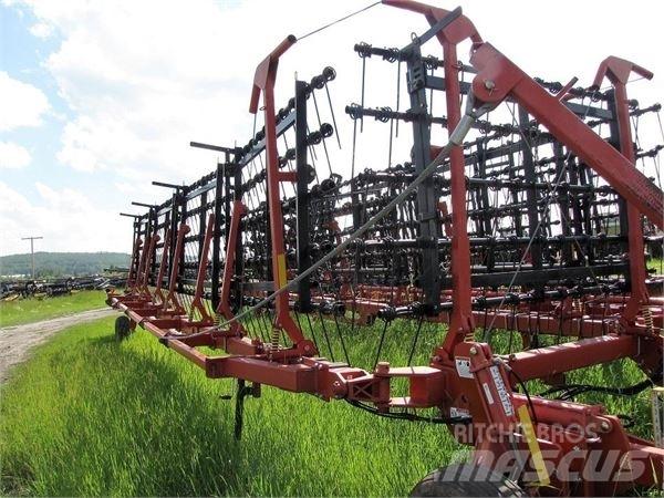 Bourgault 6000 Akėčios