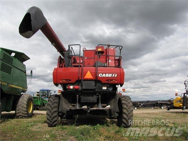 Case IH 7088 Derliaus nuėmimo kombainai