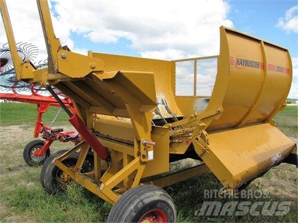 Haybuster 2650 Ryšulių smulkinimo, pjaustymo ir išvyniojimo įrenginiai