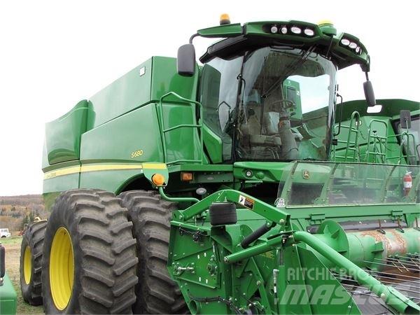 John Deere S680 Derliaus nuėmimo kombainai